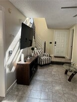 985 Flapjack Dr in Henderson, NV - Building Photo