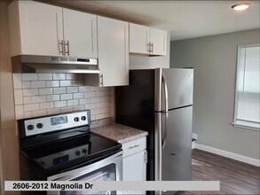 2606 Magnolia Dr in Bettendorf, IA - Building Photo - Building Photo