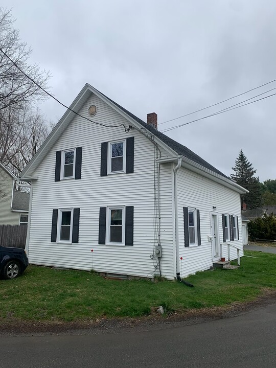 10 Cedar St in Orono, ME - Building Photo