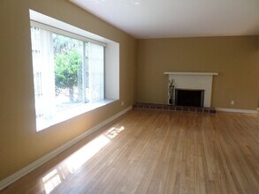 1100 San Luis Rd in Tallahassee, FL - Building Photo - Building Photo