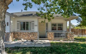 2029 S MacKenzie Cir in Sparks, NV - Building Photo - Building Photo