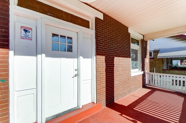 2854 Shaffer Ave in Cincinnati, OH - Building Photo - Building Photo