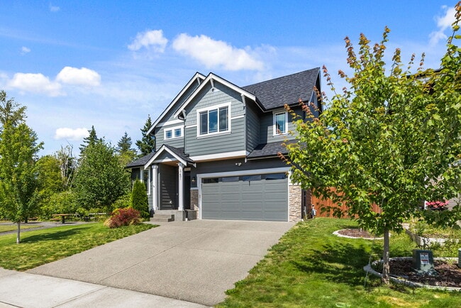 property at 17401 75th Avenue Ct E