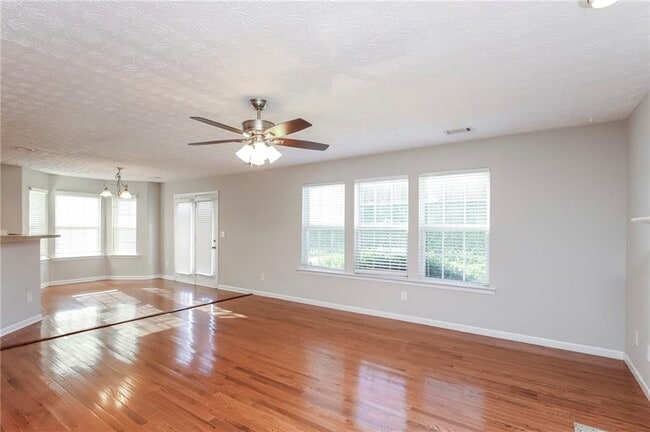 246 Franklin St in Braselton, GA - Building Photo - Building Photo