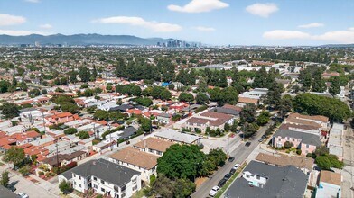 4141-4147 S Bronson Avenue in Los Angeles, CA - Building Photo - Building Photo