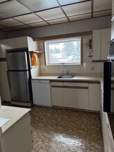 410 Leslie Ave in Saskatoon, SK - Building Photo - Building Photo