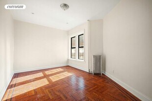 396 Montgomery St in Brooklyn, NY - Building Photo