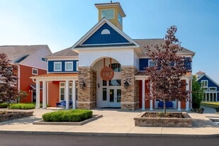 District at Linworth in Columbus, OH - Building Photo