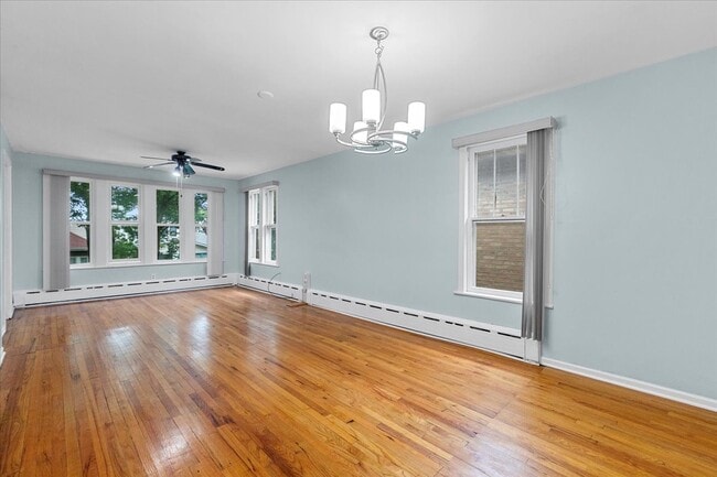 4831 W Deming Pl in Chicago, IL - Building Photo - Building Photo
