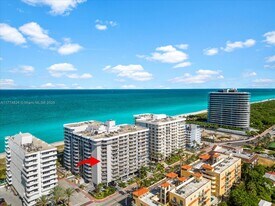 8877 Collins Ave in Surfside, FL - Building Photo