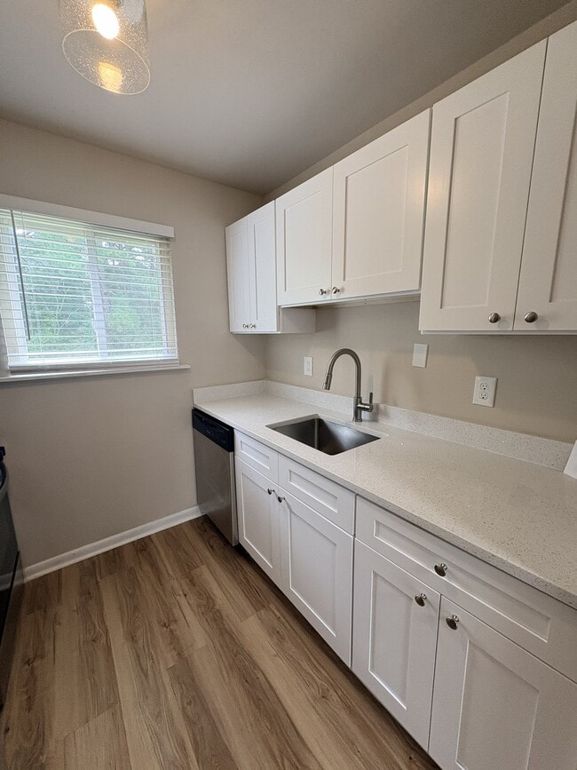 200 Kilby Shores Dr, Unit E3