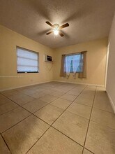 138 NE 13th Ave-Unit -1 in Pompano Beach, FL - Building Photo - Building Photo
