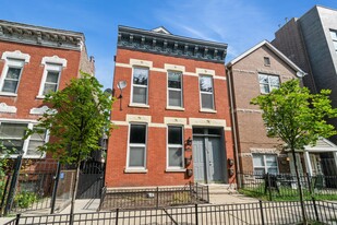 1416 W Huron St, Unit 1F in Chicago, IL - Building Photo