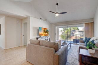1501 Chesapeake Ave in Naples, FL - Building Photo - Building Photo