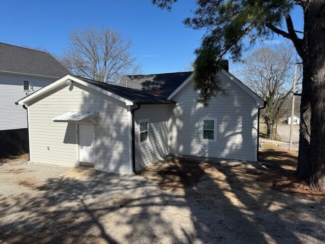 414 Washington St in Columbia, TN - Building Photo - Building Photo