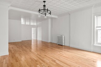 407 Warren St in Hudson, NY - Building Photo - Building Photo