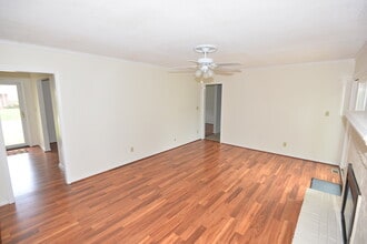 6101 Tradewinds Ct in Virginia Beach, VA - Building Photo - Building Photo