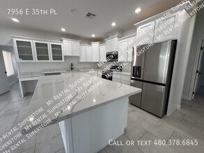 7956 E 35th Pl in Yuma, AZ - Building Photo - Building Photo