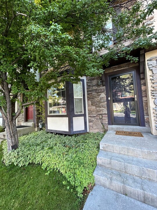 177 Geneva Dr in Midway, UT - Building Photo