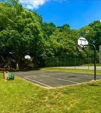 600 Reusens Rd in Lynchburg, VA - Foto de edificio - Building Photo