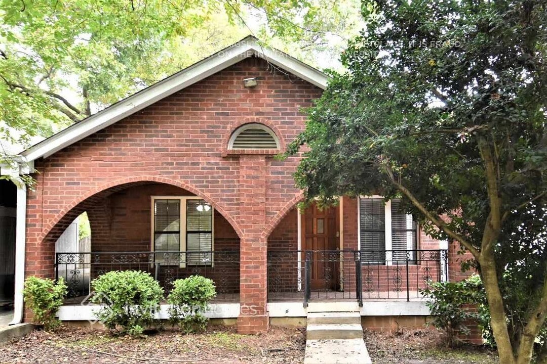 708 Bryan St SE in Atlanta, GA - Building Photo