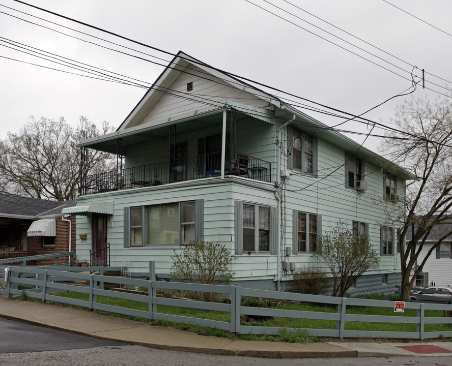 1 E 28th St in Covington, KY - Building Photo