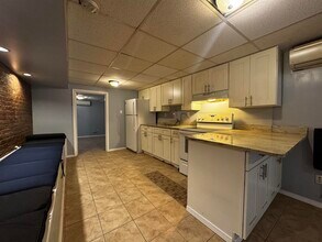 45A Van Reypen St in Jersey City, NJ - Building Photo - Building Photo