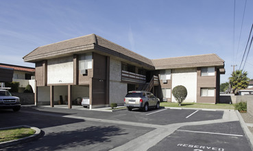 7361 Artesia Blvd in Buena Park, CA - Building Photo - Building Photo