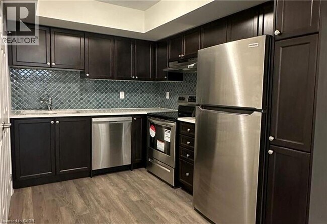 2789 Eglinton Ave E in Toronto, ON - Building Photo - Building Photo