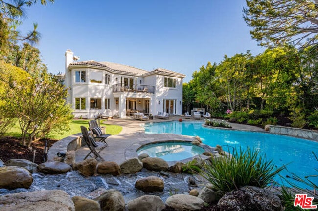 11797 Chaparal St in Los Angeles, CA - Building Photo - Building Photo