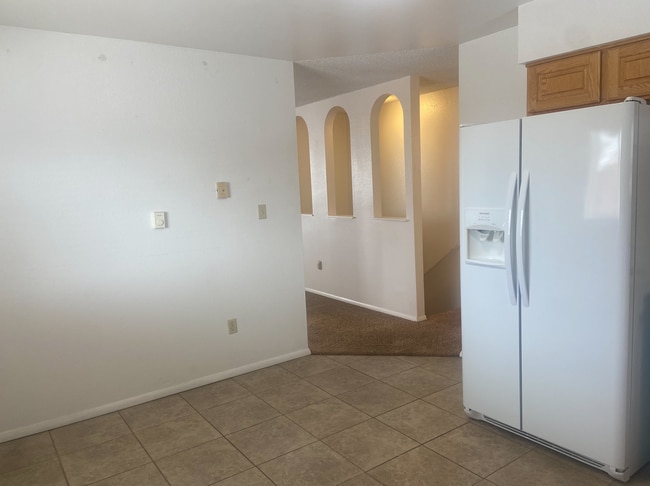 246 S Cherry Hill Dr in Pleasant Grove, UT - Building Photo - Building Photo