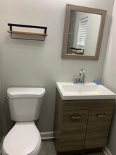 1513B Lock Rd in Nashville, TN - Building Photo - Building Photo