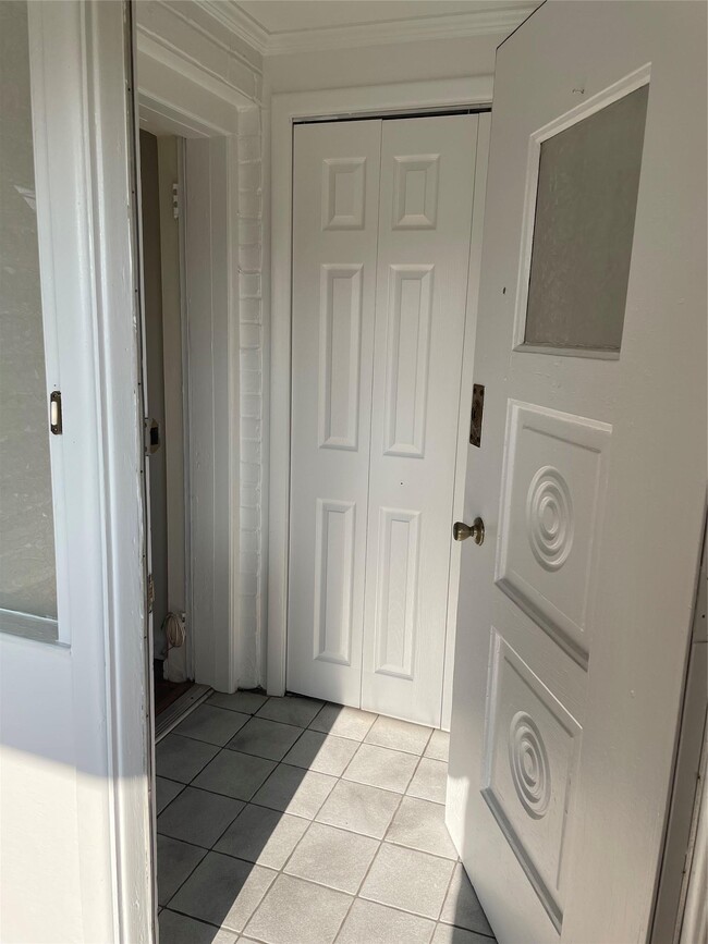 105 Wakefield Ave in Yonkers, NY - Building Photo - Building Photo
