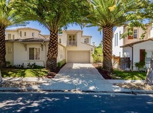 2520 Club Dr in Gilroy, CA - Building Photo - Building Photo