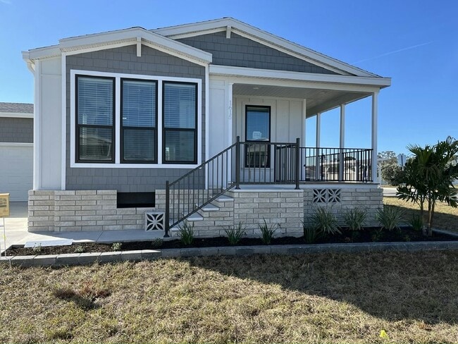 property at 1615 Voyager Dr