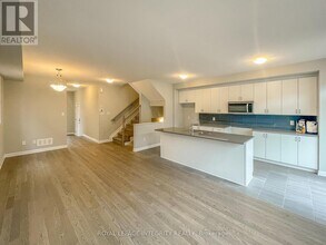 555 Aglish Mews in Ottawa, ON - Building Photo - Building Photo