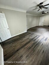 1206 Main St in Dickson City, PA - Building Photo - Building Photo