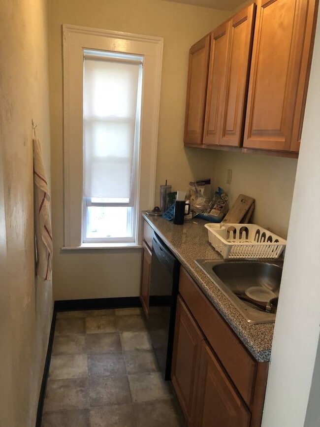 27 Westford St, Unit 2 in Boston, MA - Building Photo - Building Photo