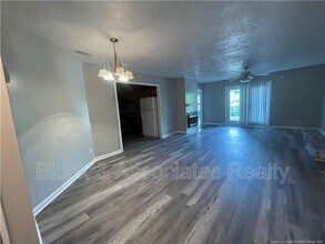 3392 Galleria Dr in Fayetteville, NC - Foto de edificio - Building Photo