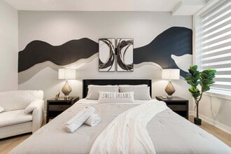 801 S Western Ave in Chicago, IL - Building Photo - Building Photo