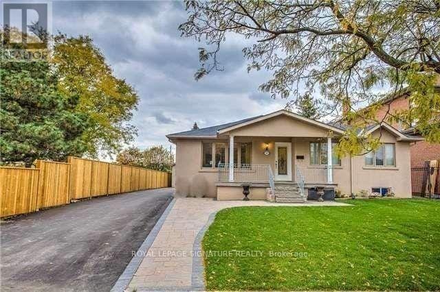 property at 23 Glen Belle Crescent