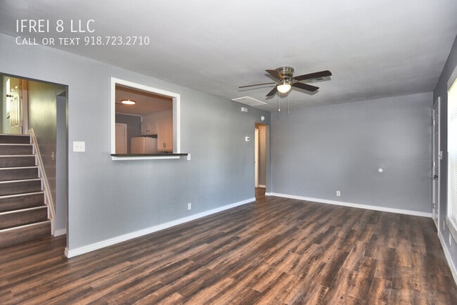 1557 N Irvington Ave in Tulsa, OK - Building Photo - Building Photo