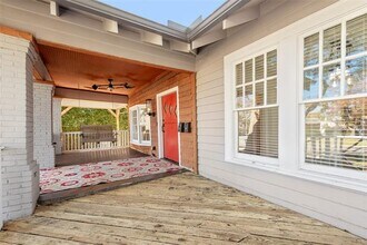 6042 Belmont Ave in Dallas, TX - Building Photo - Building Photo