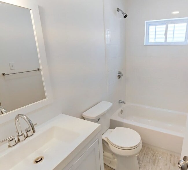 29 Bay State Rd, Unit B3 in Boston, MA - Foto de edificio - Building Photo