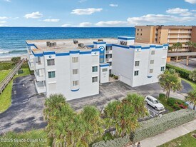 2035 Jimmy Buffett Mem Hwy in Indian Harbour Beach, FL - Building Photo