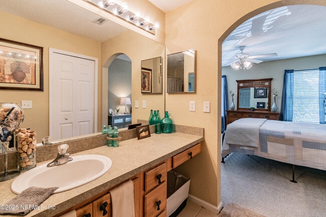 property at 1841 Lago Del Sur Drive