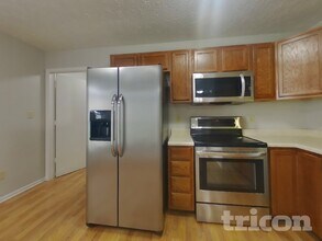 6354 Coconut Ct in Indianapolis, IN - Foto de edificio - Building Photo