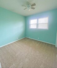 101 Griffith Dr in Manhattan, KS - Building Photo - Building Photo