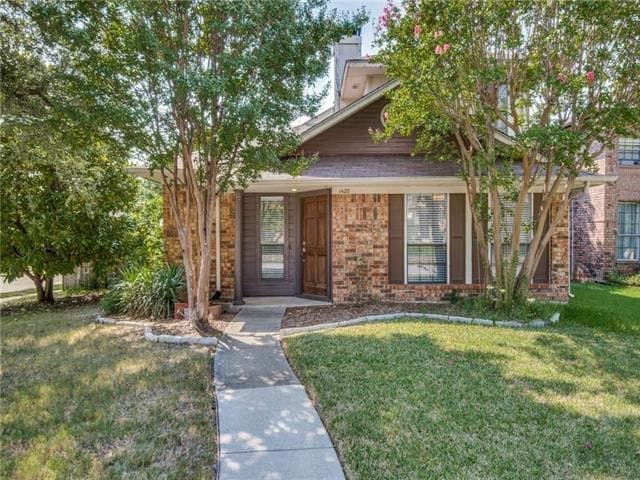 property at 1420 Golden Gate Dr