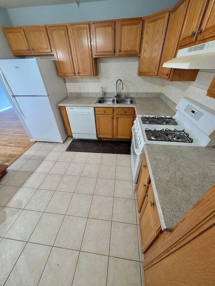 8856 Northshore Dr, Unit 1E in Des Plaines, IL - Building Photo - Building Photo